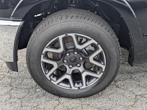 New 2026 RAM 1500 Laramie AWD/4WD image 8