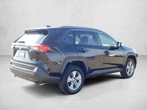 Used 2025 Toyota RAV4 XLE FWD image 8