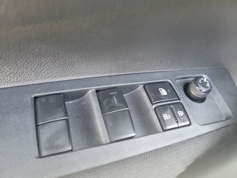 Used 2023 Toyota Corolla LE FWD image 21