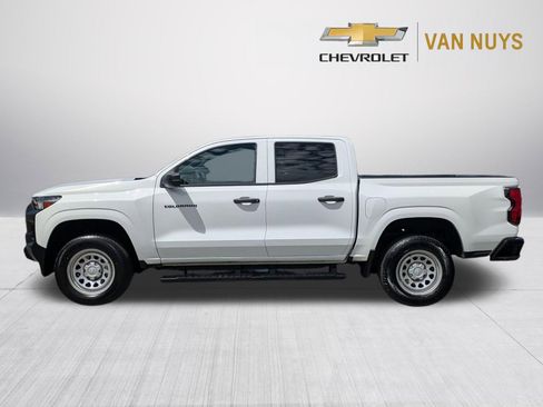 Used 2024 Chevrolet Colorado W/T RWD image 8