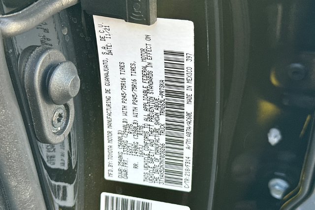 Certified 2022 Toyota Tacoma SR w/ SR Convenience Package RWD image 30