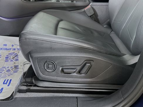 Used 2025 Audi Q3 2.0T Premium Plus w/ Premium Plus Package image 20