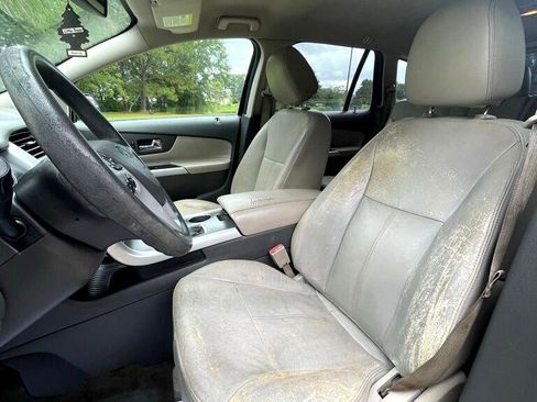 Used 2013 Ford Edge SE image 10