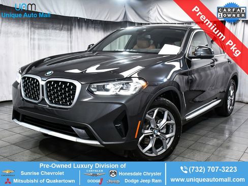 Used 2025 BMW X4 xDrive30i AWD/4WD image 1