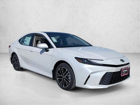 New 2026 Toyota Camry XLE image 7