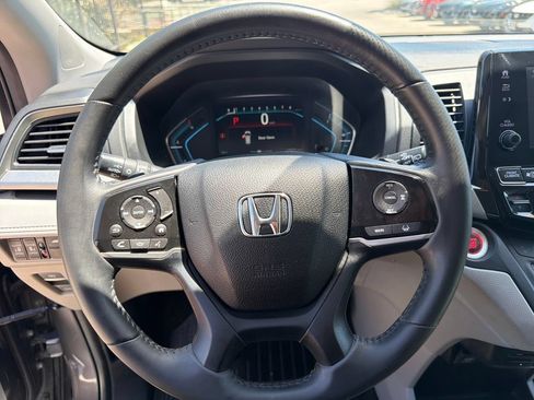 Used 2018 Honda Odyssey EX-L image 19