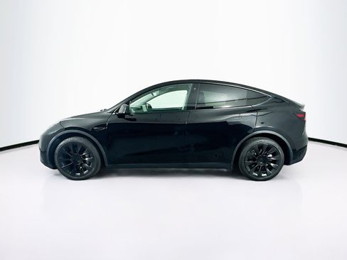 Used 2022 Tesla Model Y Long Range AWD/4WD image 4