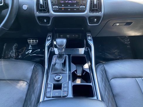Used 2021 Kia Sorento SX image 9