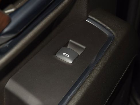 Used 2024 GMC Sierra 2500 SLT w/ Texas SLT Premium Package image 47