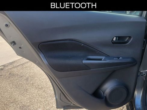 Used 2022 Nissan Kicks S FWD image 13