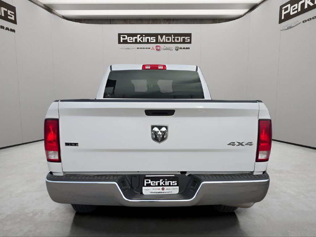Used 2024 RAM 1500 Classic SLT AWD/4WD image 4