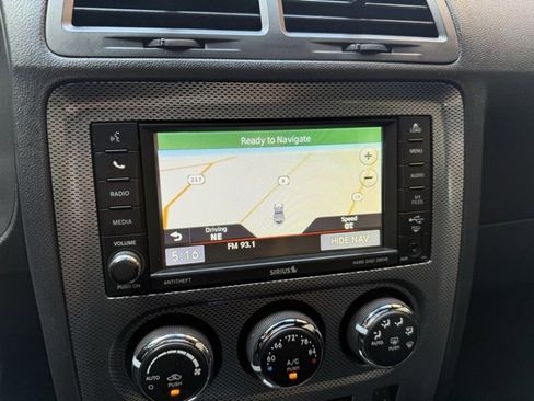 Used 2013 Dodge Challenger R/T Plus image 19