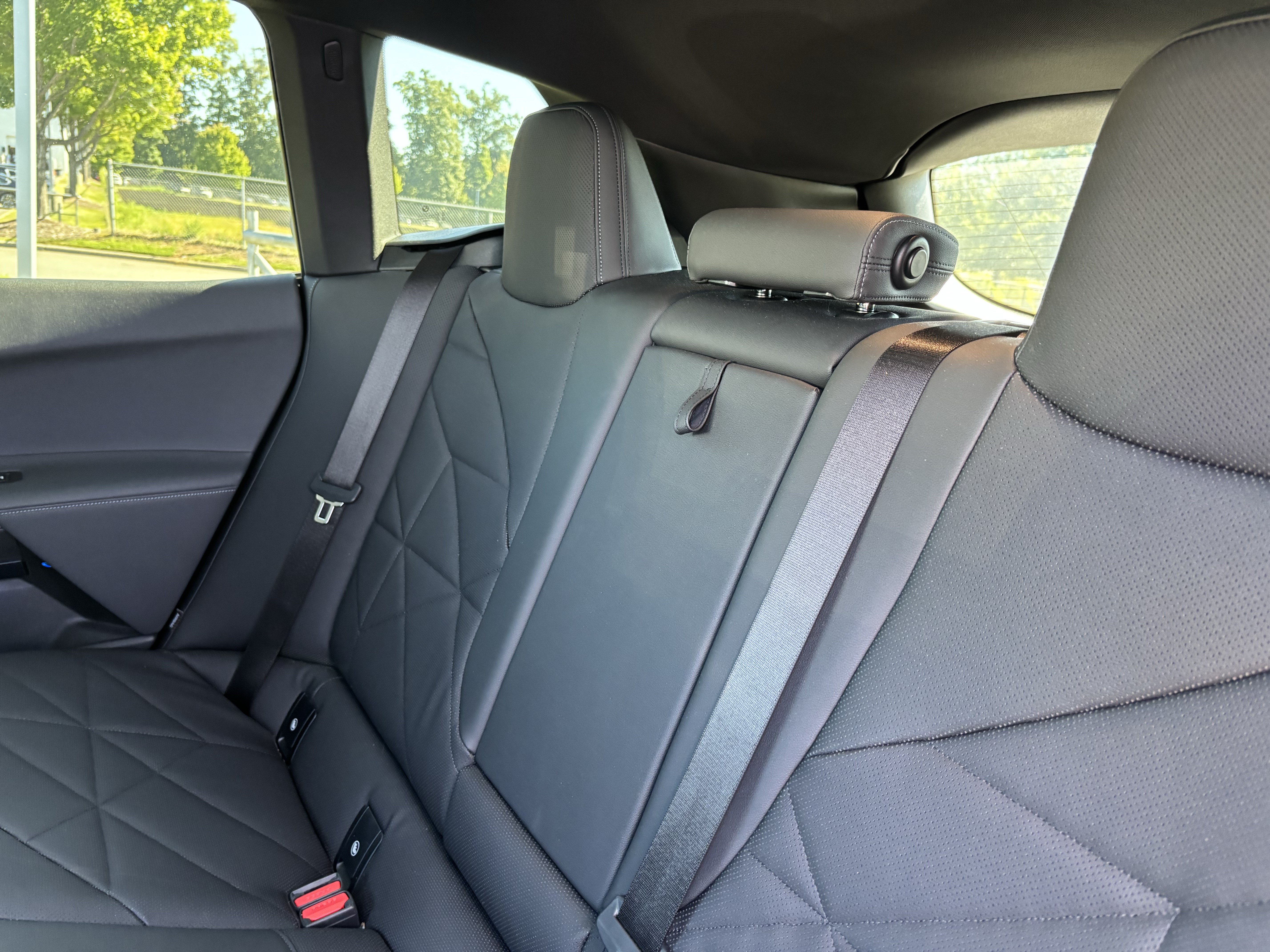 Used 2024 BMW iX xDrive50 AWD/4WD image 33