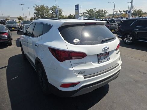 Used 2018 Hyundai Santa Fe Sport w/ 2.0T Ultimate Tech Package 05 AWD/4WD image 4