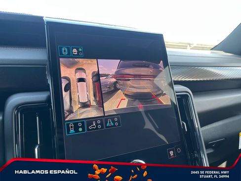 New 2026 GMC Yukon XL AT4 AWD/4WD image 32