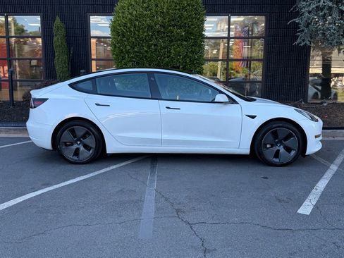 Used 2021 Tesla Model 3 Standard Range Plus RWD image 21