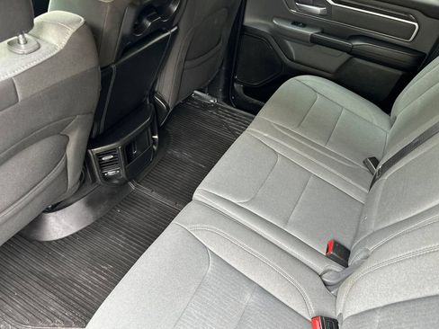 Used 2022 RAM 1500 Big Horn AWD/4WD image 12