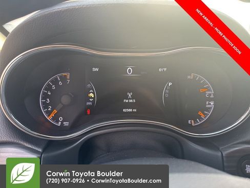 Used 2022 Jeep Grand Cherokee Laredo X image 9