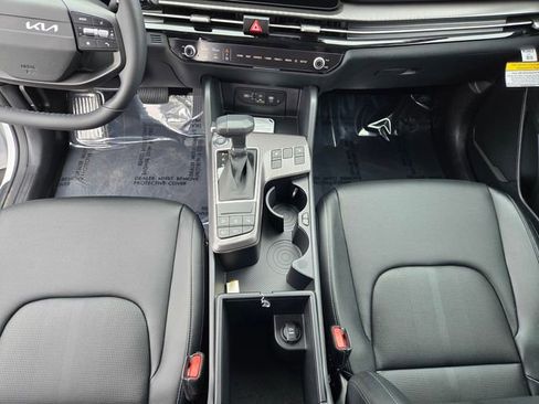 New 2026 Kia Sportage EX FWD image 20