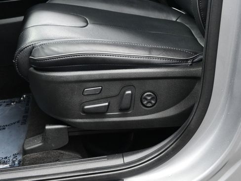 Certified 2023 Hyundai Santa Fe Limited image 11