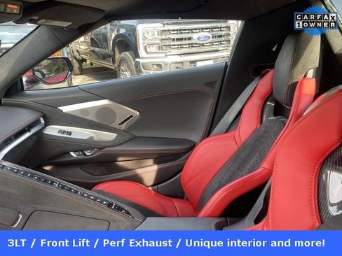Used 2021 Chevrolet Corvette Stingray Premium Conv w/ Battery Protection Package image 38