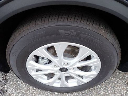 Certified 2023 Ford Escape Active w/ Tech Pack #1 FWD image 13