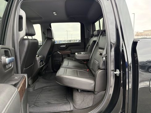 Used 2021 GMC Sierra 2500 Denali w/ Denali Ultimate Package image 27