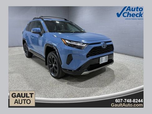 Used 2024 Toyota RAV4 SE w/ Convenience Package AWD/4WD image 1