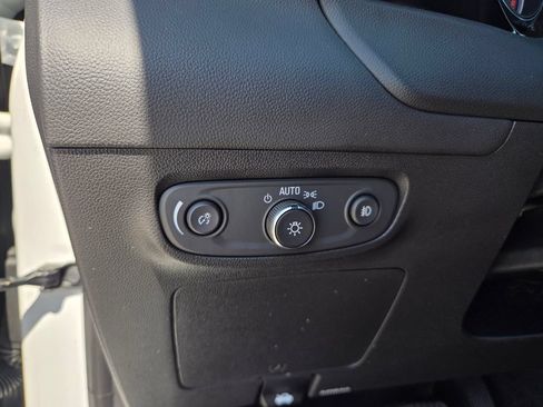 Used 2023 Buick Encore GX Preferred FWD image 22