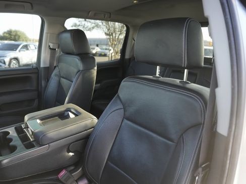 Used 2017 Chevrolet Silverado 1500 LT w/ All Star Edition image 10