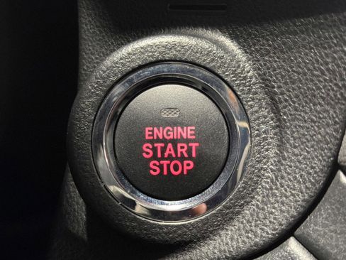 Certified 2025 Subaru Outback Wilderness image 28