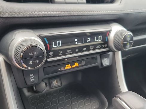 Used 2023 Toyota RAV4 XLE Premium FWD image 19
