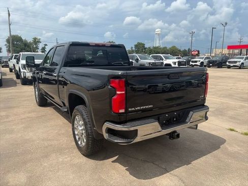 New 2026 Chevrolet Silverado 2500 LTZ w/ LTZ Plus Package AWD/4WD image 4