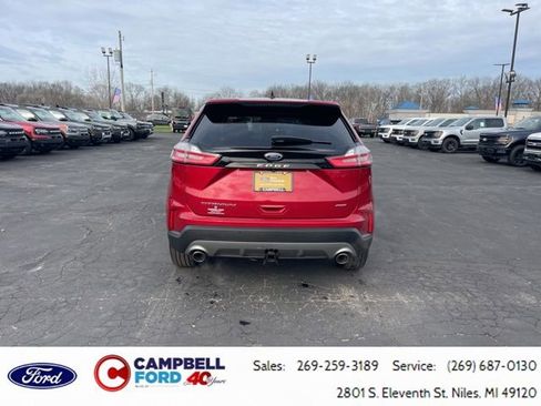 Certified 2022 Ford Edge Titanium w/ Class II Trailer Tow Package image 4