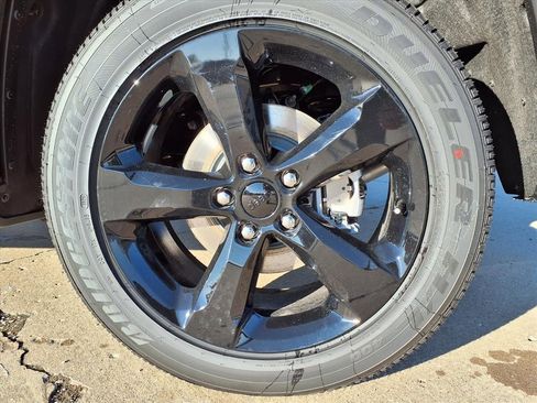 New 2025 Jeep Grand Cherokee Altitude w/ Trailer Tow Package image 30