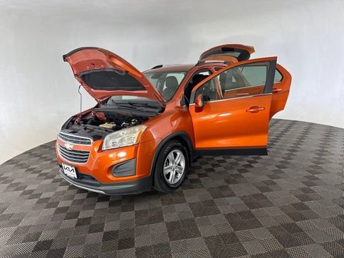 Used 2015 Chevrolet Trax LT w/ LT Plus Package FWD image 12