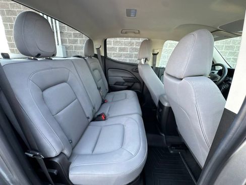 Used 2018 Chevrolet Colorado W/T w/ WT Convenience Package RWD image 29