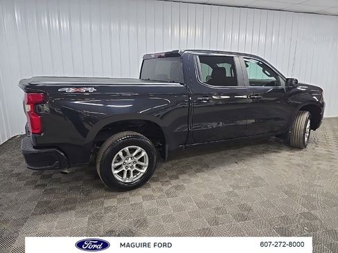 Used 2023 Chevrolet Silverado 1500 RST AWD/4WD image 3