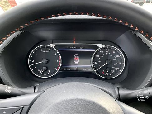 Used 2025 Nissan Sentra SR image 26