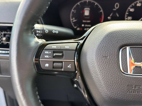 Used 2025 Honda CR-V EX-L image 19