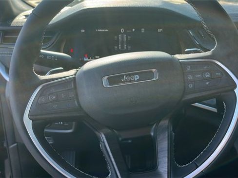 New 2026 Jeep Grand Cherokee Limited w/ Limited Altitude Package image 36