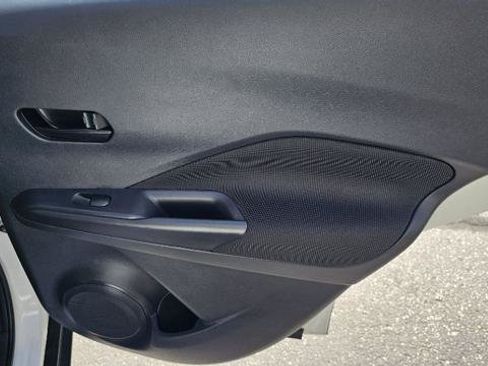 Used 2021 Nissan Kicks S FWD image 35
