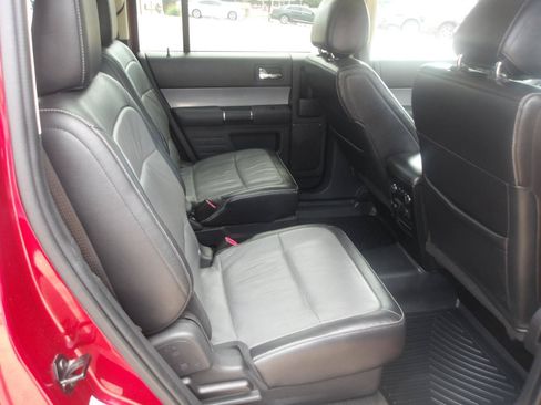 Used 2013 Ford Flex Limited w/ Titanium Appearance Pkg FWD image 8