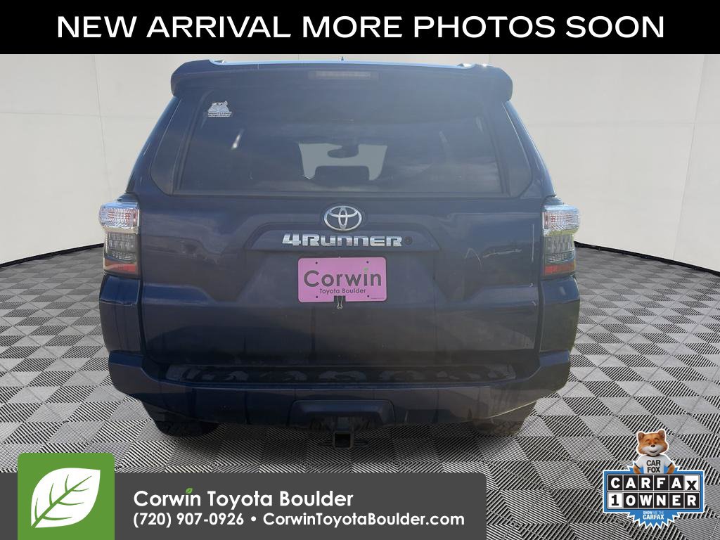 Used 2020 Toyota 4Runner SR5 AWD/4WD image 6