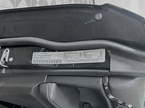 Used 2022 Jeep Grand Cherokee L Laredo w/ Luxury Tech Group I image 12