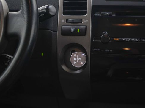 Used 2007 Toyota Prius Touring FWD image 17