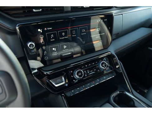 Used 2025 GMC Sierra 1500 AT4 w/ AT4 Premium Package AWD/4WD image 22