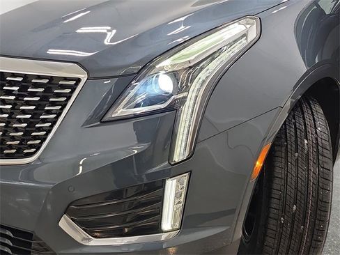 Used 2021 Cadillac XT5 Premium Luxury image 31