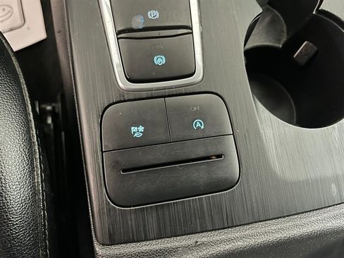 Used 2021 Ford Escape SEL AWD/4WD image 16