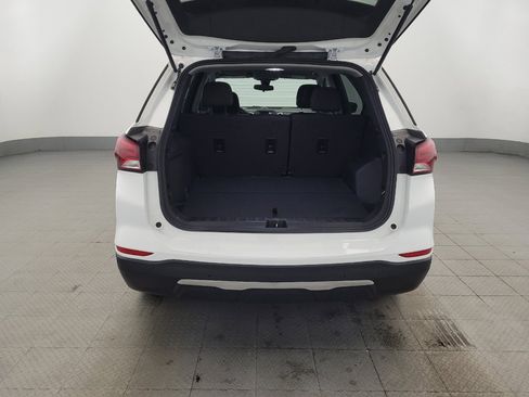 Used 2022 Chevrolet Equinox LT w/ LPO, Floor Liner Package AWD/4WD image 29